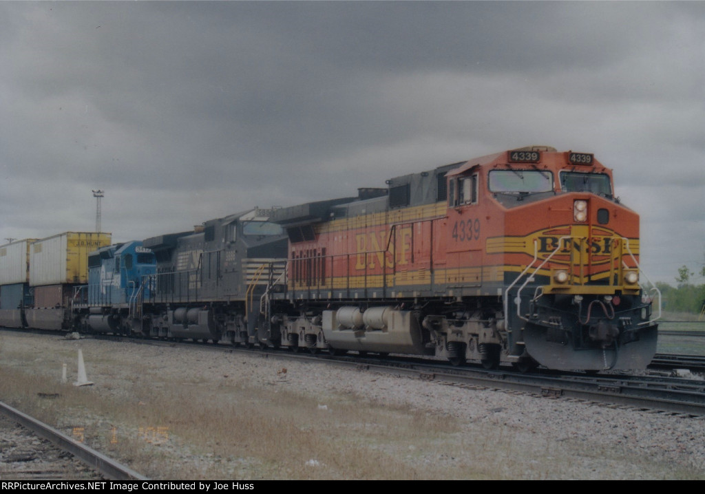 BNSF 4339 East